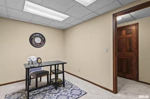 Other - 1709 Clearview Dr, Springfield, IL 62704 photo 9 of 10