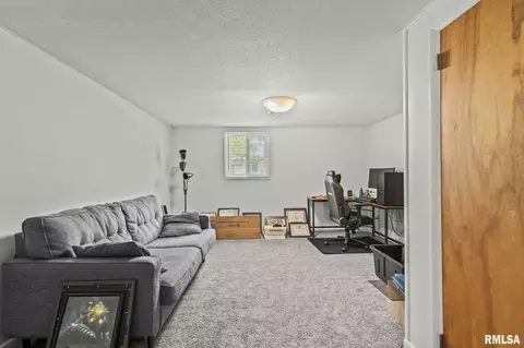 Other - 232 Dickinson Rd, Springfield, IL 62704 photo 6 of 11