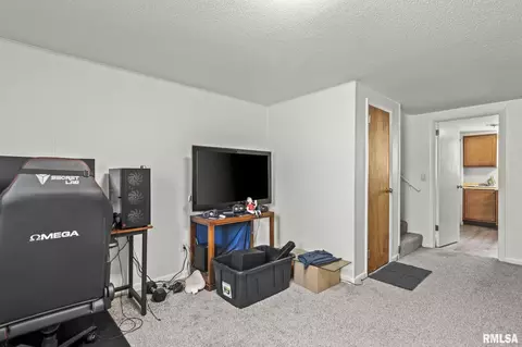 Other - 232 Dickinson Rd, Springfield, IL 62704 photo 7 of 11