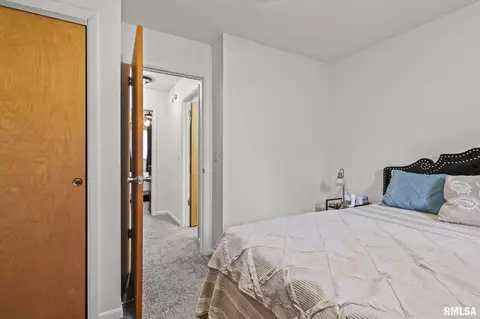 Bedroom - 232 Dickinson Rd, Springfield, IL 62704 photo 11 of 11