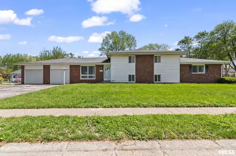 232 Dickinson Rd, Springfield, IL 62704