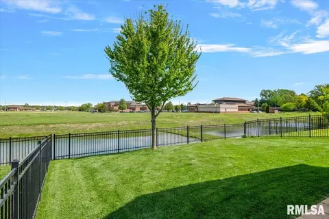 Exterior - 3303 Lakemere Dr, Springfield, IL 62711 photo 3 of 5