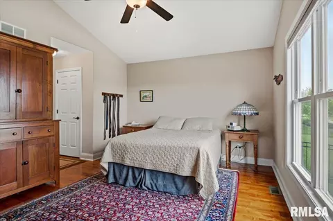 Bedroom - 3303 Lakemere Dr, Springfield, IL 62711 photo 2 of 5