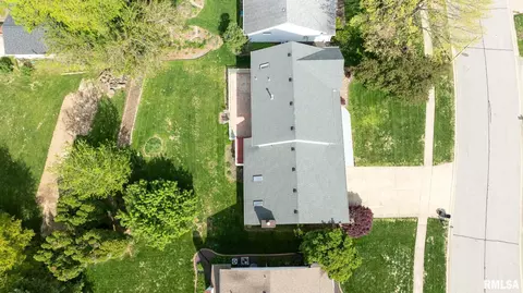 View/Area - 3985 Mill Stone Dr, Springfield, IL 62711 photo 4 of 11