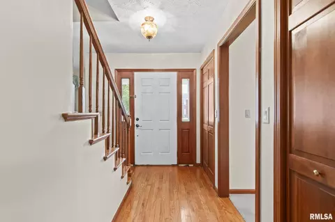 Entry Way - 3985 Mill Stone Dr, Springfield, IL 62711 photo 1 of 4
