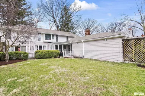 Exterior - 1516 Willemore Ave, Springfield, IL 62704 photo 7 of 10
