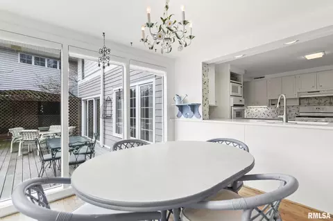 Dining - 1516 Willemore Ave, Springfield, IL 62704 photo 5 of 6