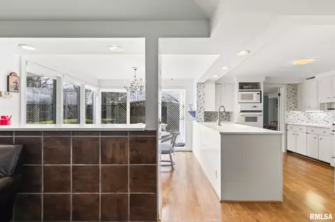 Kitchen - 1516 Willemore Ave, Springfield, IL 62704 photo 1 of 5