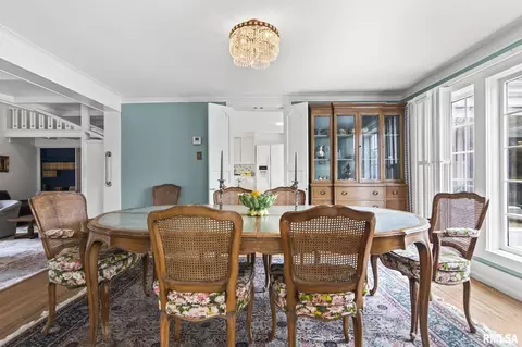 Dining - 1516 Willemore Ave, Springfield, IL 62704 photo 1 of 6