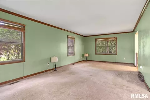 Living - 3990 Springer Ln, Springfield, IL 62711 photo 4 of 8