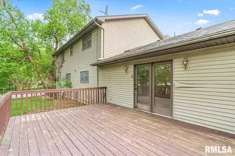 Exterior - 3990 Springer Ln, Springfield, IL 62711 photo 6 of 10