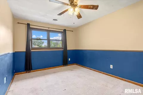 Bedroom - 3990 Springer Ln, Springfield, IL 62711 photo 8 of 9