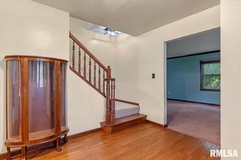 Entry Way - 3990 Springer Ln, Springfield, IL 62711 photo 1 of 2