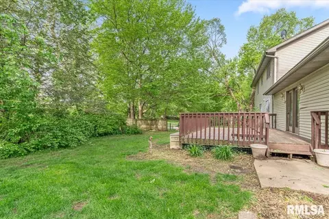 Exterior - 3990 Springer Ln, Springfield, IL 62711 photo 8 of 10