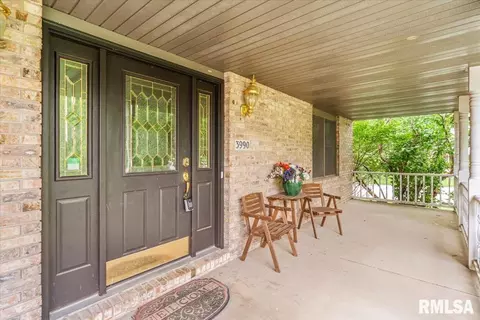 Exterior - 3990 Springer Ln, Springfield, IL 62711 photo 4 of 10