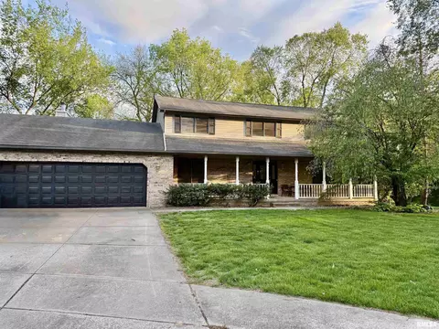 3990 Springer Ln, Springfield, IL 62711