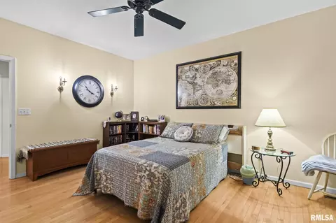 Bedroom - 6508 Christine Ct, Springfield, IL 62712 photo 1 of 5