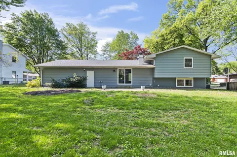 Exterior - 125 Cypress Point Dr, Springfield, IL 62704 photo 7 of 7