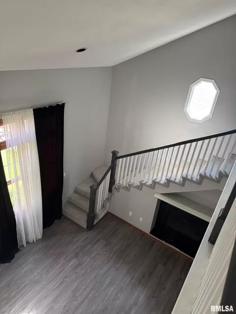 2628 Tahoe Dr, Springfield, IL 62707 photo 5