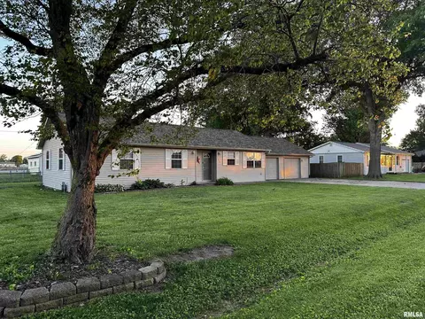 118 Cottage Ln, Murrayville, IL 62668