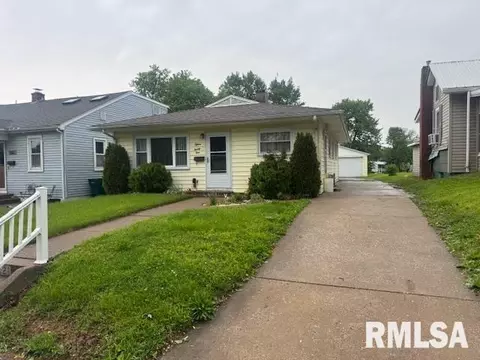 1521 Cherry St, Quincy, IL 62301