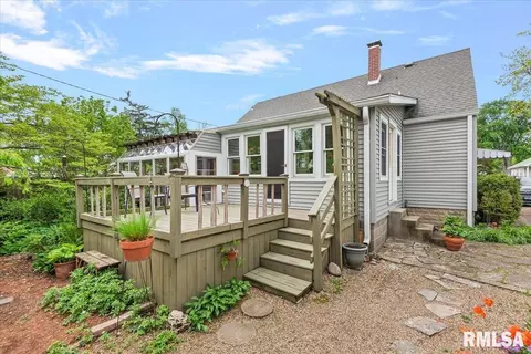 Exterior - 3232 S Park Ave, Springfield, IL 62704 photo 9 of 19