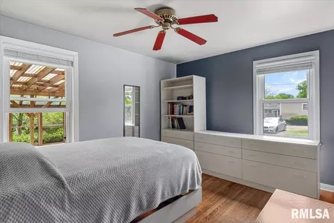 Bedroom - 3232 S Park Ave, Springfield, IL 62704 photo 1 of 6
