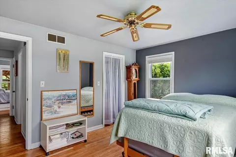 Bedroom - 3232 S Park Ave, Springfield, IL 62704 photo 5 of 6