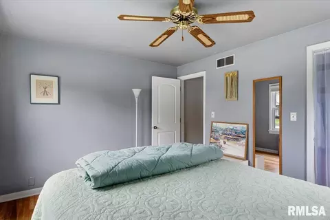 Bedroom - 3232 S Park Ave, Springfield, IL 62704 photo 6 of 6