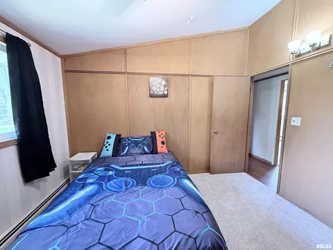 Bedroom - 1310 Carver Rd, Springfield, IL 62707 photo 13 of 17