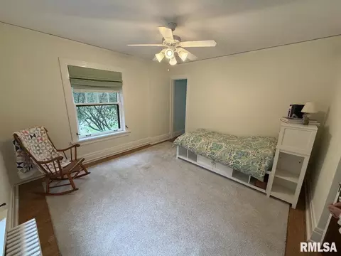 Bedroom - 1421 S Wiggins Ave, Springfield, IL 62702 photo 2 of 4