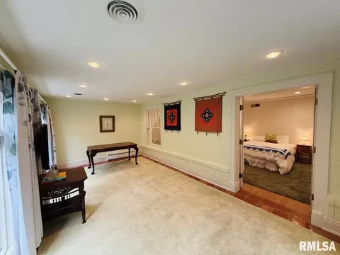 Bedroom - 1421 S Wiggins Ave, Springfield, IL 62702 photo 4 of 4