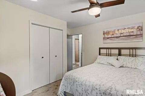 Bedroom - 2704 Interlacken Rd, Springfield, IL 62704 photo 5 of 7