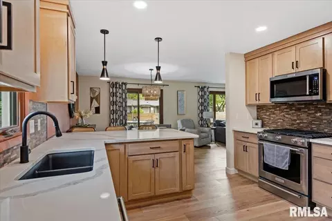Kitchen - 2704 Interlacken Rd, Springfield, IL 62704 photo 3 of 3