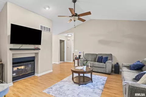 Living - 801 E Spruce St, Chatham, IL 62629 photo 3 of 3
