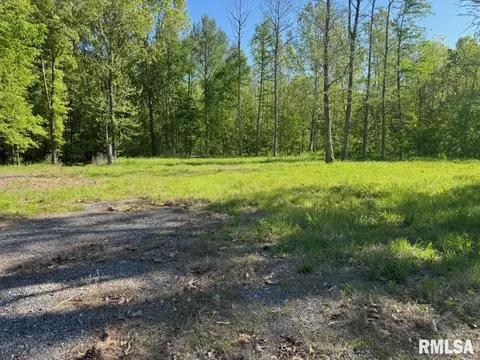 000 Herrin Rd, Carterville, IL 62918