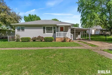 115 N Spring St, Mount Pulaski, IL 62548