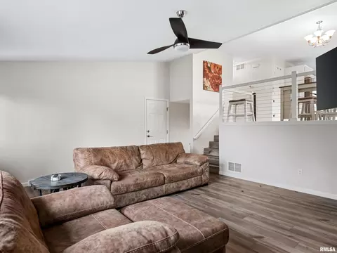 Living - 2712 Mead Dr, Springfield, IL 62707 photo 4 of 4