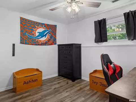 Bedroom - 2712 Mead Dr, Springfield, IL 62707 photo 5 of 6