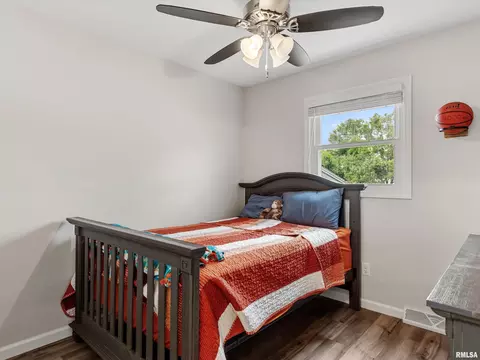 Bedroom - 2712 Mead Dr, Springfield, IL 62707 photo 3 of 6