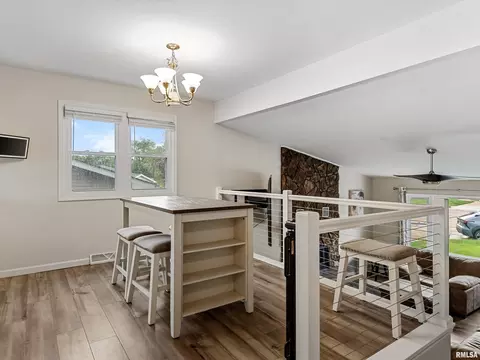 Dining - 2712 Mead Dr, Springfield, IL 62707 photo 1 of 3