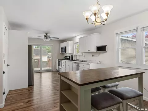 Kitchen - 2712 Mead Dr, Springfield, IL 62707 photo 1 of 4