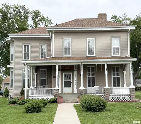 1206 S Clay Ave, Jacksonville, IL 62650