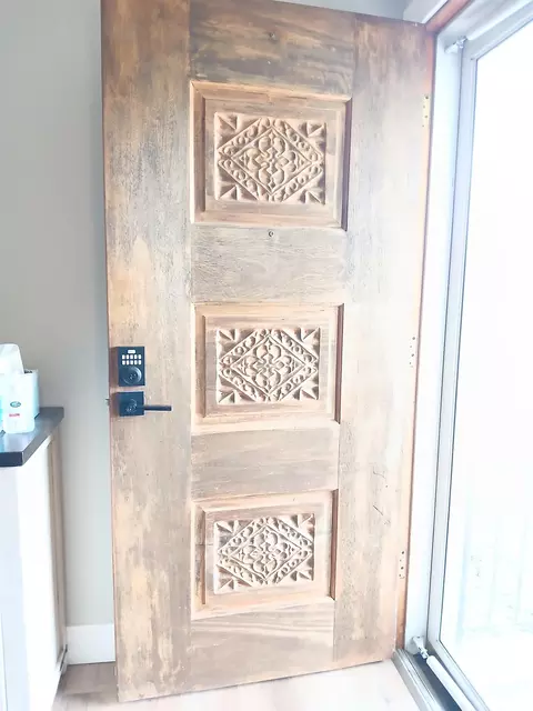 Entry Way - 2109 Keokuk St, Springfield, IL 62702 photo 1 of 6