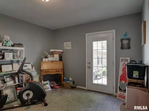Other - 910 S 24th St, Quincy, IL 62301 photo 4 of 8