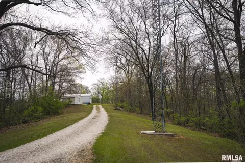 Exterior - 17157 Liberty Rd, Grafton, IL 62037 photo 7 of 9