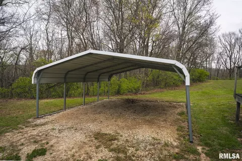 Exterior - 17157 Liberty Rd, Grafton, IL 62037 photo 8 of 9