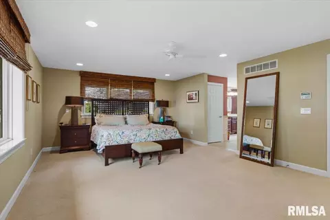 Bedroom - 41 Forest Rdg, Springfield, IL 62712 photo 2 of 9