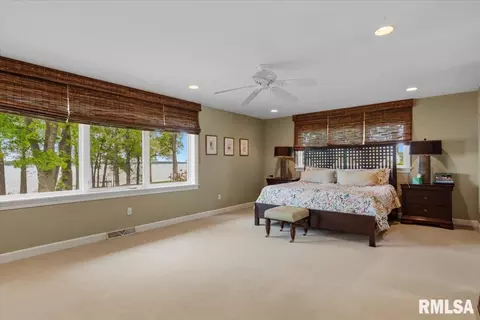 Bedroom - 41 Forest Rdg, Springfield, IL 62712 photo 1 of 9