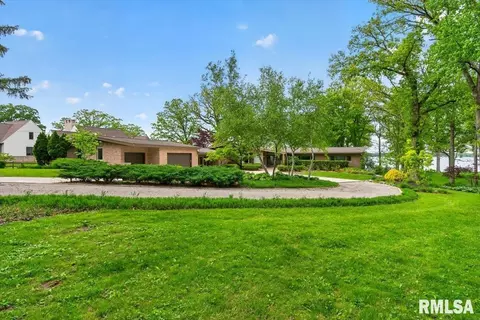 Exterior - 41 Forest Rdg, Springfield, IL 62712 photo 4 of 27